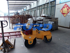 福瑞得機(jī)械座駕壓路機(jī)、手扶壓路機(jī)準(zhǔn)備發(fā)貨