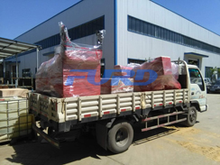 福瑞得機(jī)械手扶雙輪壓路機(jī)，座駕壓路機(jī)正式裝車發(fā)往客戶所在地